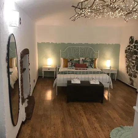 503 Di Alessio E Orsola Bed & Breakfast 3*