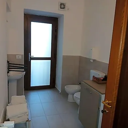 503 Di Alessio E Orsola Nocleg ze śniadaniem