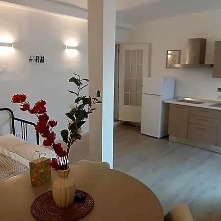 Nocleg ze śniadaniem 503 Di Alessio E Orsola 3*